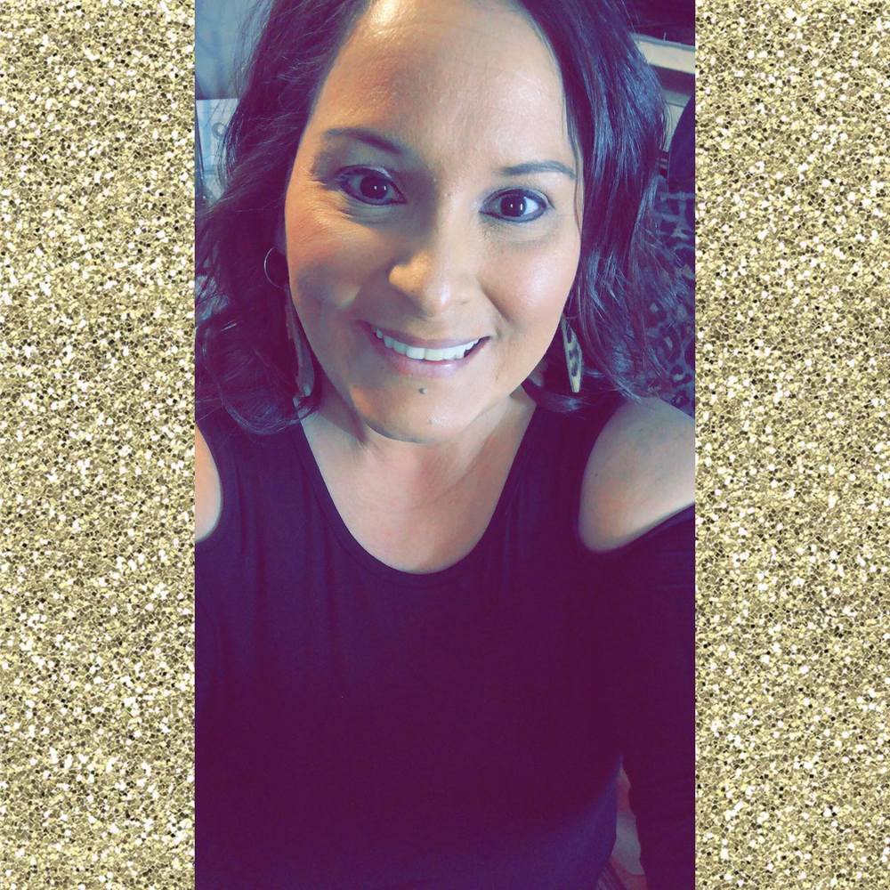 Meet your Posher, Leticia